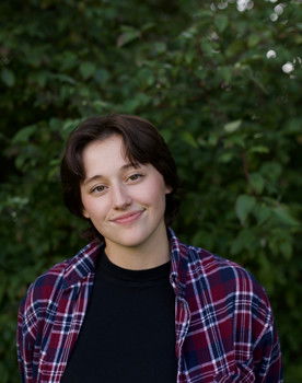 Rachel Morgan as Devon