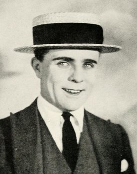 Bobby Vernon as 