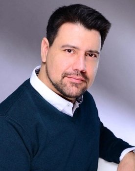Dario Solari as Zurga