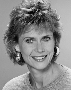 Cindy Pickett as Jennifer Yates