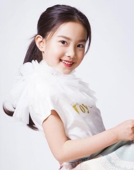 Yuexi Hong as 任师儒