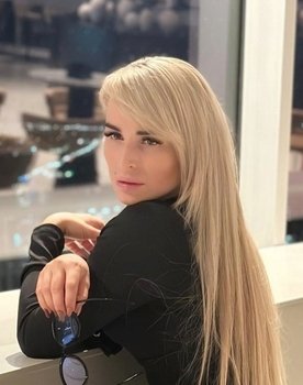 Elena Flying as Denny