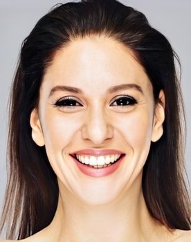 Evrim Alasya as Sema