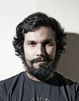 Randeep Hooda as Avinash Mishra