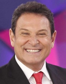 Luís Ricardo as Himself