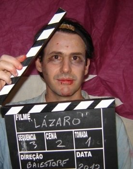 Elio Copini as (segment "A Cor que Caiu do Espaço")