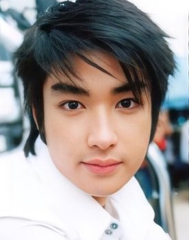 Apichet Kittikorncharoen as Big