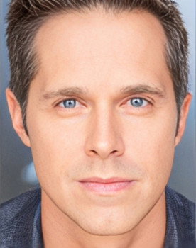 Tim Bensch as Beatty