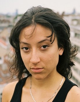 Ethelle Gonzalez Lardued as Zoé