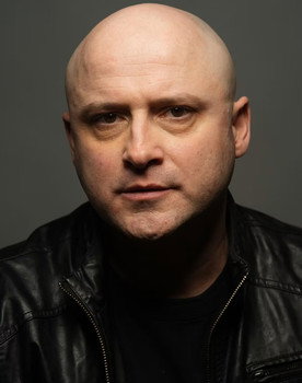 Nicolas Szent as Hausmeister