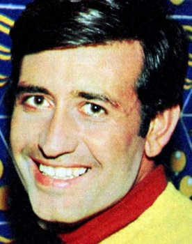 Nihat Ziyalan as 