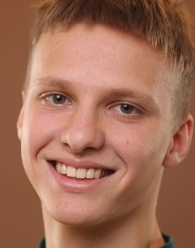 Bohdan Kapon as 