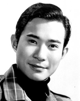 Ming Chiang as Chen