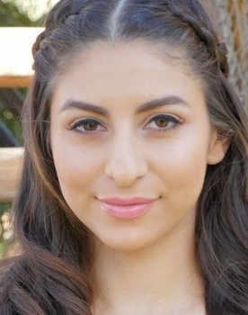 Nina North