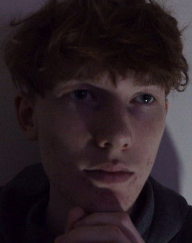 Finn Connor as Oliver