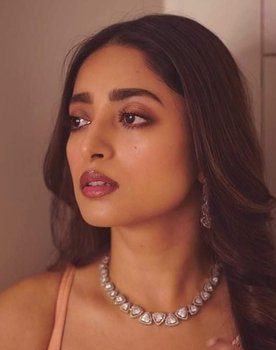 Ishaa Saha as Ananya