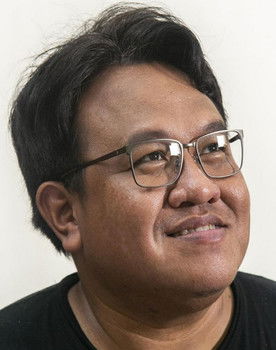 Dandhy Laksono as Dandhy Laksono