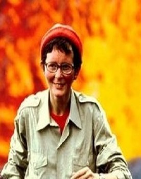 Katia Krafft as 