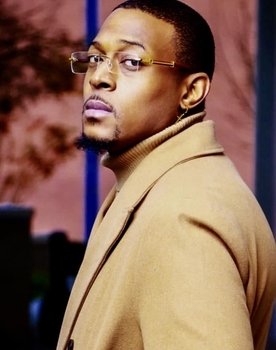 Zakee Slim Kornegay as Grant Thomas