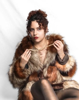 Imen Bessioud as Athénaïs