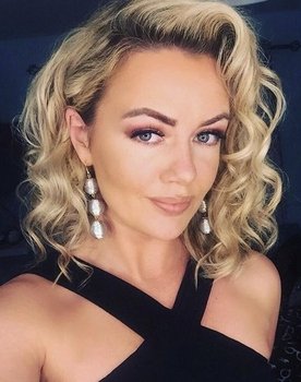 Serena Terry as Self