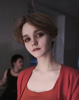 Anastasia Usoltseva as Pet shop keeper