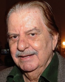 Hugo Carvana as 
