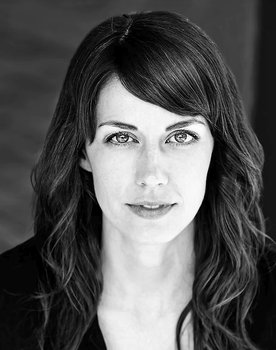 Mika Collins as Female Supervisor