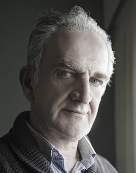 Dimitris Katalifos as Babis Kiourtzis