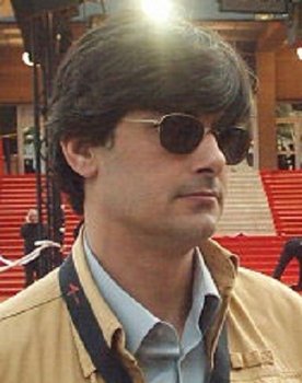 Zurab Magalashvili as Worker 1