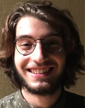 Arthur Coronho as Coronho