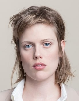 Kelly McCormack as Meredith (voice)