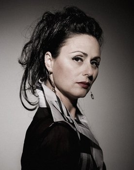 Hana Azoulay-Hasfari
