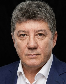 Tarık Ünlüoğlu as Adem