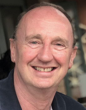 Jonathan Agnew as Self