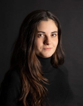 Ana Veganzones as Inspectora Martínez