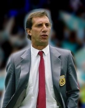 Carlos Bilardo as Self
