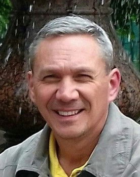 Egor Kelli as криминалист