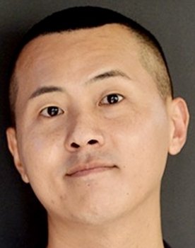 Kim Young-Choon as Bellboy