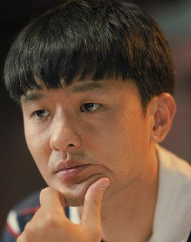 Indra Pramujito as Riki