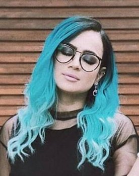 Daniela Araújo as Convidada