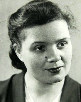 Olga Kusenko as Anelya