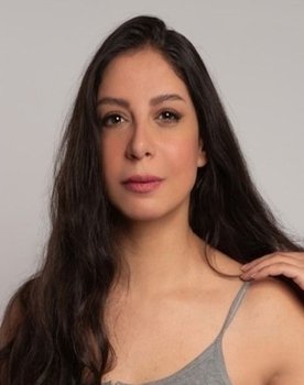Yasmine Rahmy as إيمان
