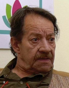 Cobus Visser as Uncle Jan Du Toit