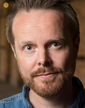 Christopher Haug as Raymond