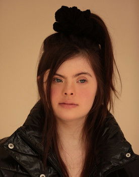 Valentine Bernad as Fernanda