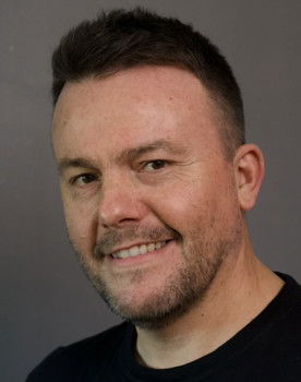 Lee Metherell as Alfred