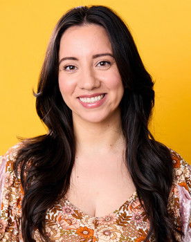 Belgica Rodriguez as Taylor Ortiz