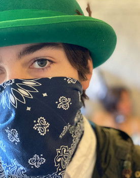 Armwell O'Lang as The Hand