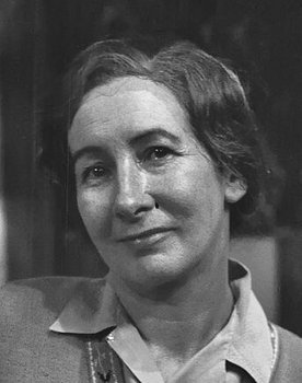 Marie Kean as Ellen Carey